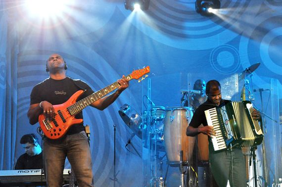 Show Guilherme e Santiago no anivers&aacute;rio de Juruaia-MG