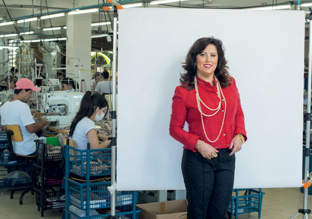 Rosana Marques, proprietária da OuseUse Lingerie, é finalista do prêmio Cláudia 2013